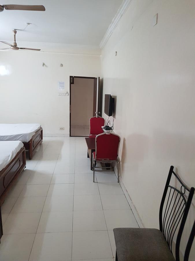 Sahasra Residency Hyderabad Bagian luar foto